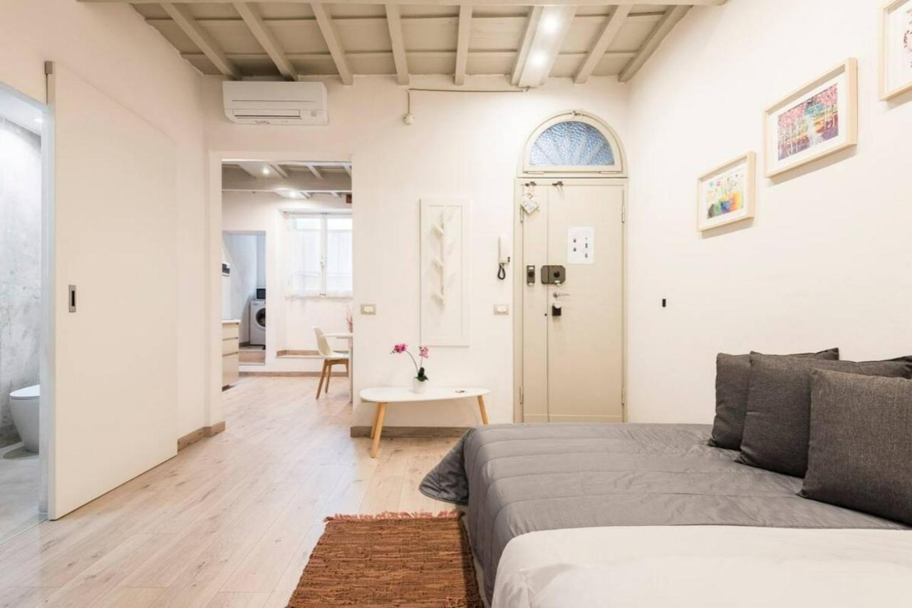 Cozy Apartment Near Ponte Vecchio Florence Luaran gambar