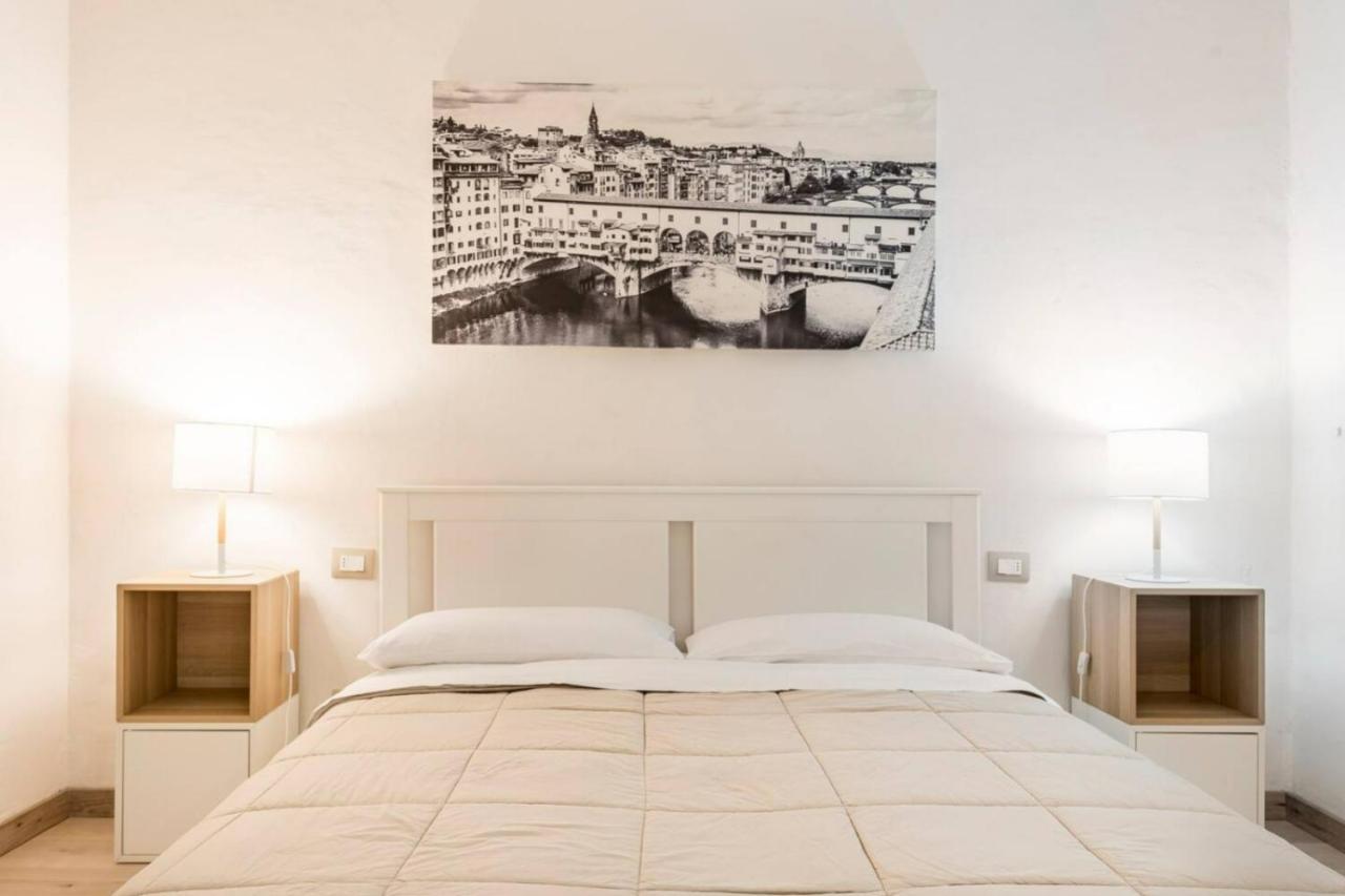 Cozy Apartment Near Ponte Vecchio Florence Luaran gambar